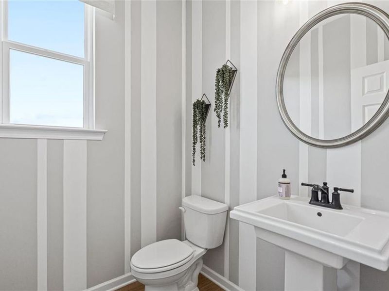 Image 63 of a home in Wehunt Meadows.