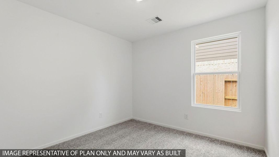 Spacious, unfurnished interior of a new home in Cypress Green, Tomball (Image 16).