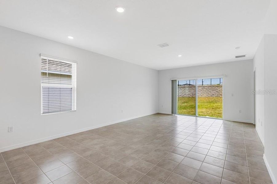 Spacious, unfurnished interior of a new home in Firethorn, Parrish (Image 23). Spacious, unfurnished interior of a new home in Firethorn, Parrish (Image 23).
