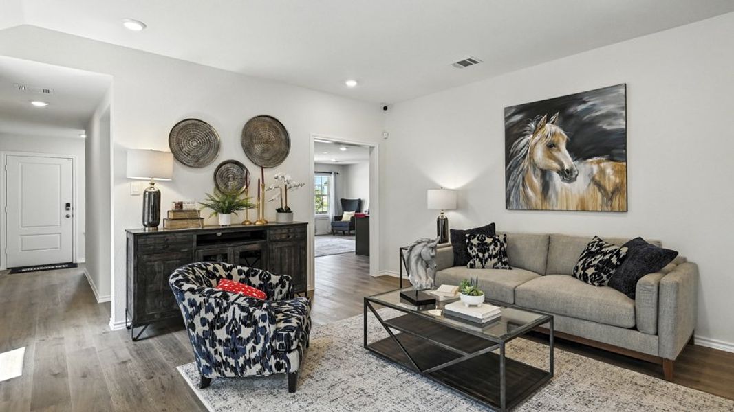 Representative furnished interior of a home built from the Diana by D.R. Horton in Elevon, Lavon (Image 7). Representative furnished interior of a home built from the Diana by D.R. Horton in Elevon, Lavon (Image 7).