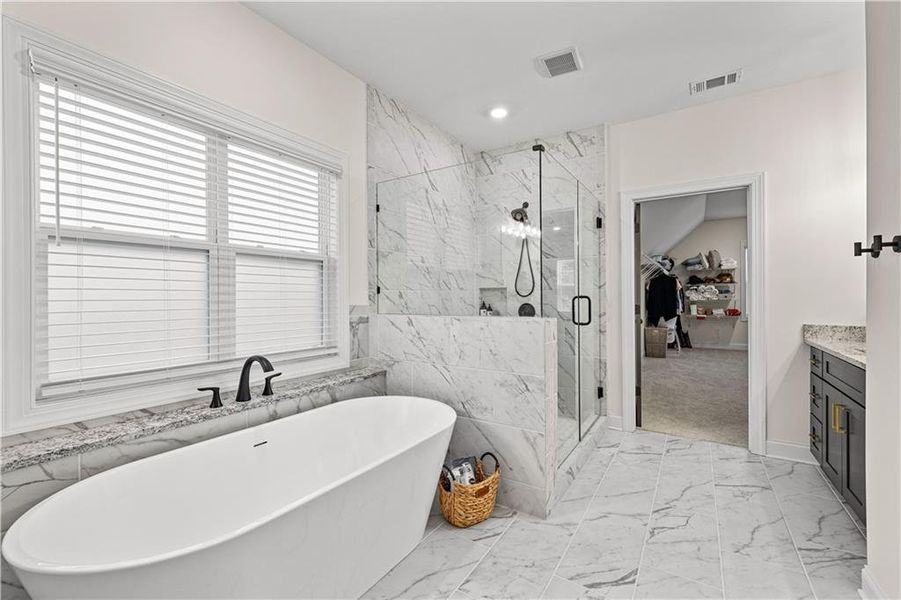 Furnished interior view inside a new home in , Winston (Image 39).