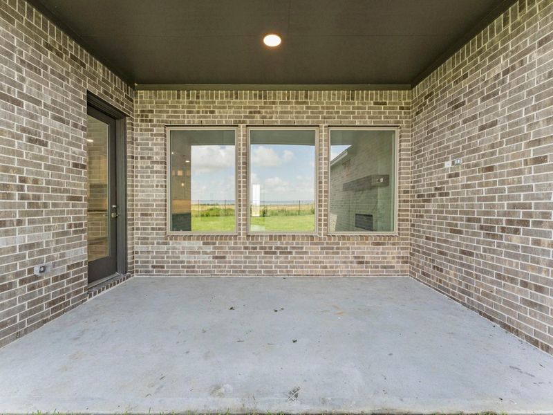 Covered Rear Patio Prewired for Ceiling Fan Covered Rear Patio Prewired for Ceiling Fan