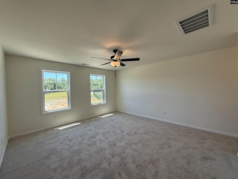 Spacious, unfurnished interior of a new home in Dunbar Village, Cayce (Image 39).