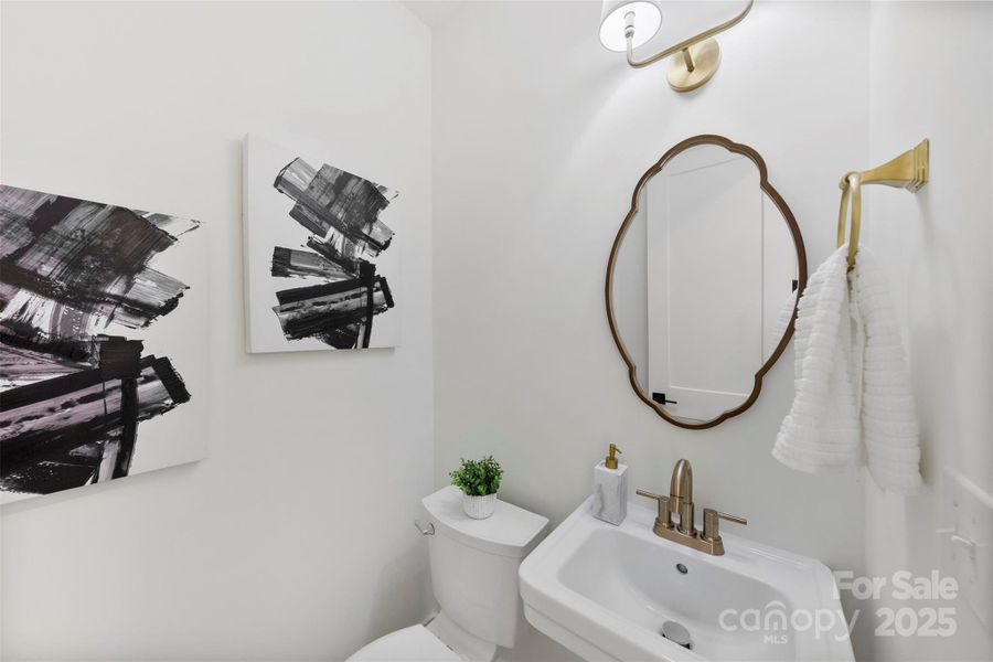 Furnished interior view inside a new home in , Belmont (Image 14).