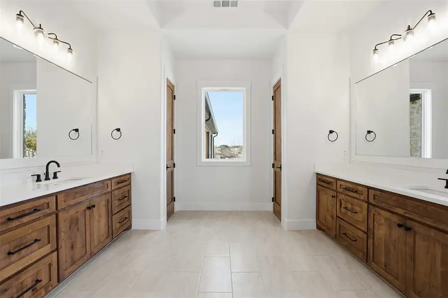 Furnished interior view inside a new home in , Weatherford (Image 11). Furnished interior view inside a new home in , Weatherford (Image 11).