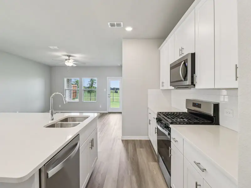 Furnished interior view inside a new home in Southridge, Princeton (Image 6).