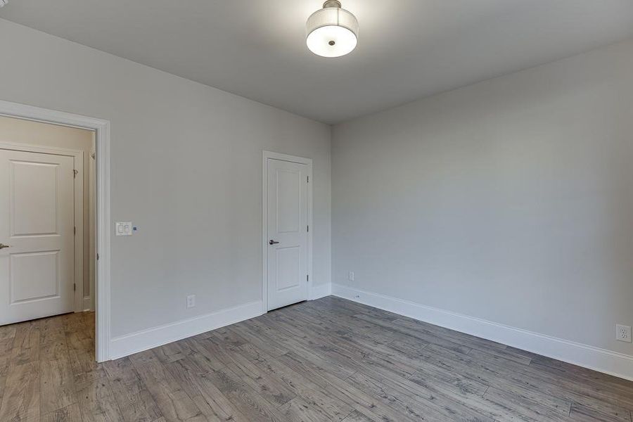 Spacious, unfurnished interior of a new home in , Buford (Image 22).