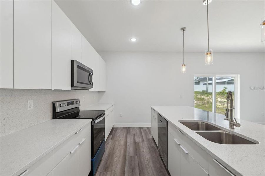 Furnished interior view inside a new home in , Ocala (Image 17).