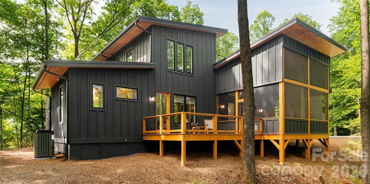 Enjoy a screened-in porch AND an open deck