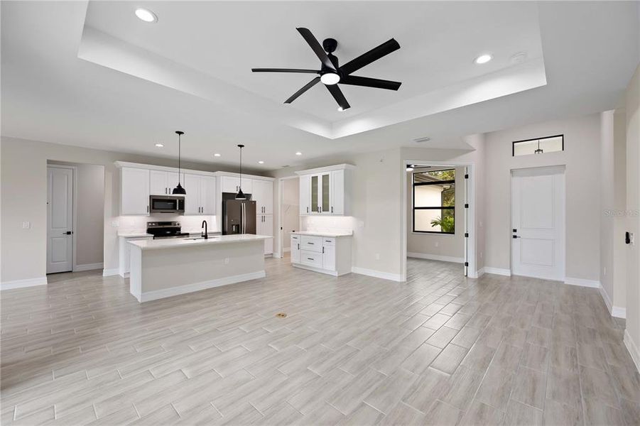 Spacious, unfurnished interior of a new home in , Port Charlotte (Image 36).