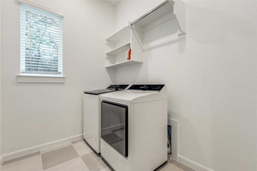 Close-up of interior finishes inside a home in Painted Tree - South, McKinney (Image 20).