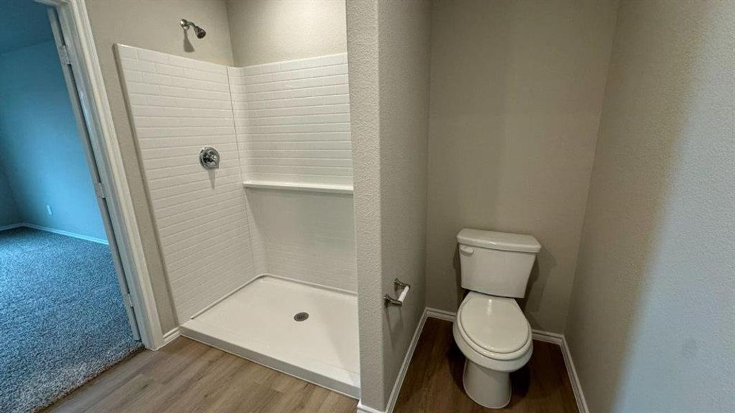 Furnished interior view inside a new home in Hickory Grove, Krum (Image 5).