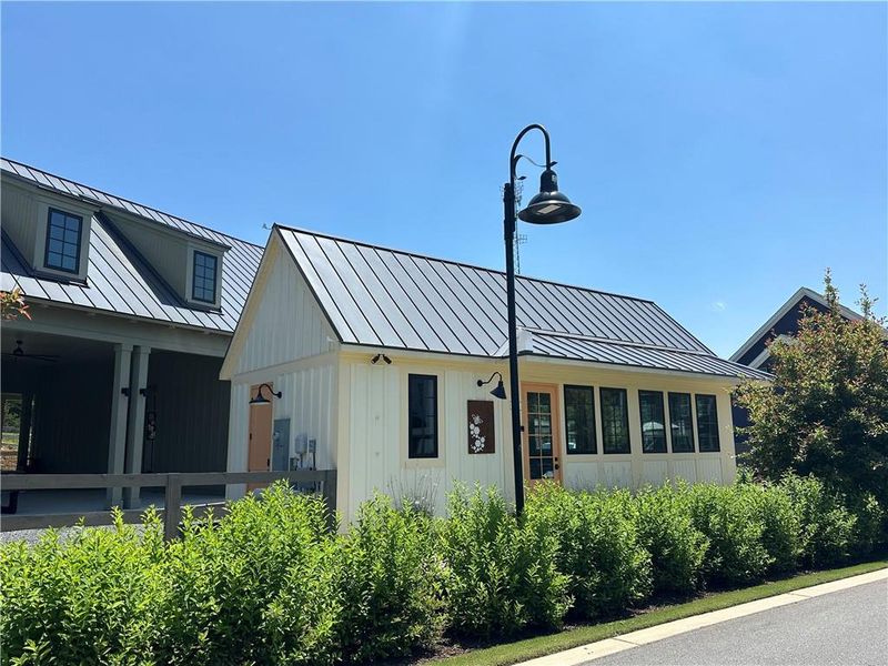 Image 33 of a home in .