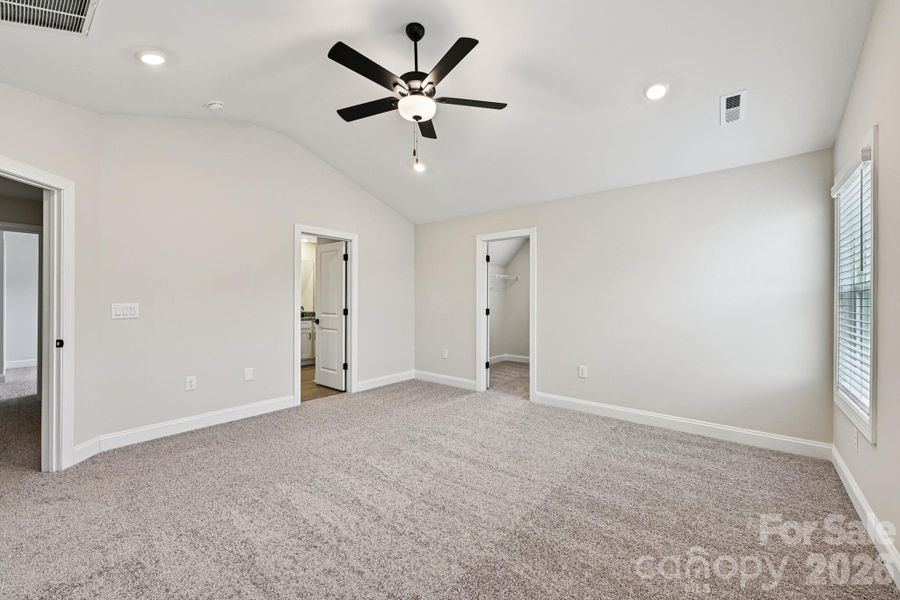 Spacious, unfurnished interior of a new home in Colonial Crossing, Troutman (Image 13). Spacious, unfurnished interior of a new home in Colonial Crossing, Troutman (Image 13).