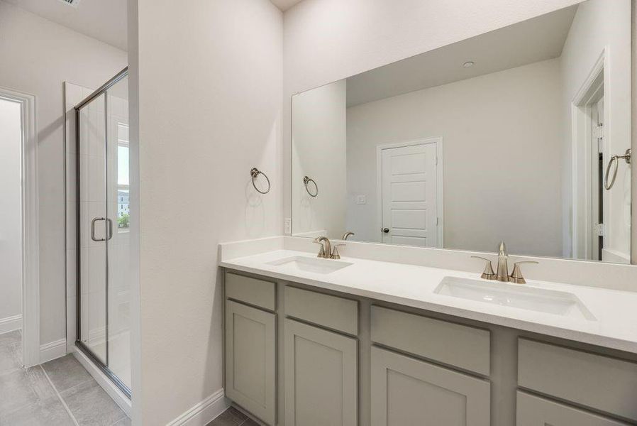 Furnished interior view inside a new home in Bayside, Rowlett (Image 15).