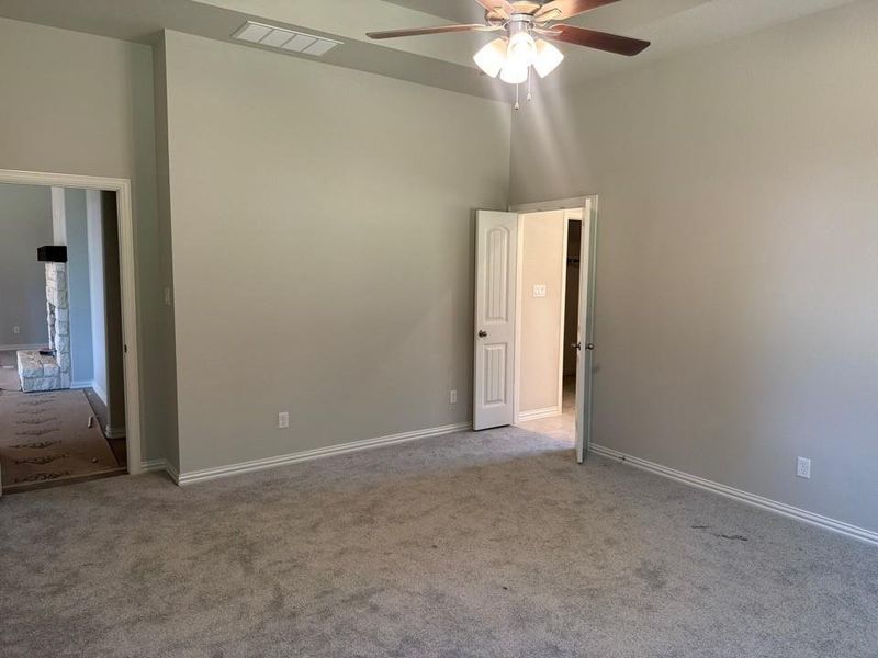Spacious, unfurnished interior of a new home in Covenant Springs, Springtown (Image 6). Spacious, unfurnished interior of a new home in Covenant Springs, Springtown (Image 6).