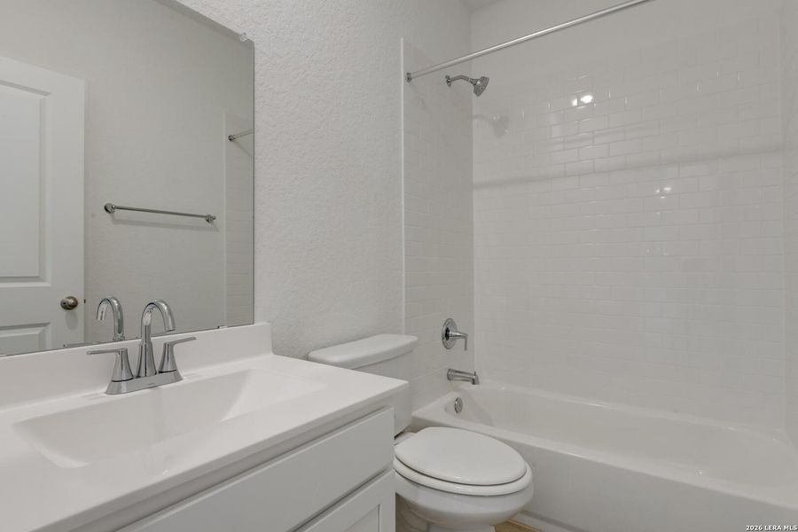 Image 29 of a home in Nopal Valley.