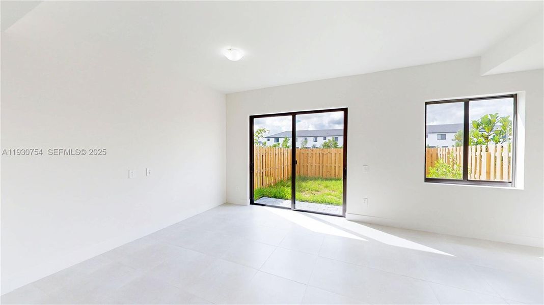 Spacious, unfurnished interior of a new home in , Homestead (Image 33).