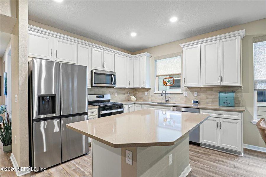 Furnished interior view inside a new home in , Ponte Vedra (Image 9).