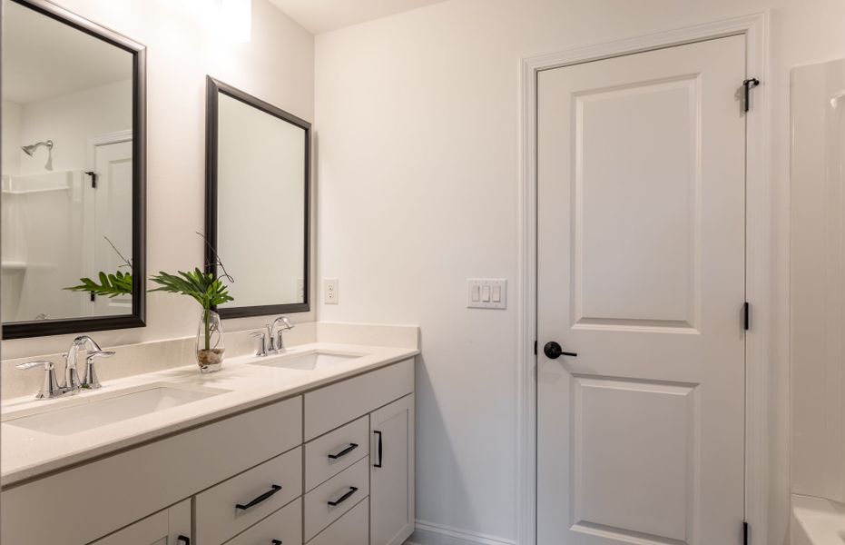 Furnished interior view inside a new home in Forest Creek, Waxhaw (Image 8).