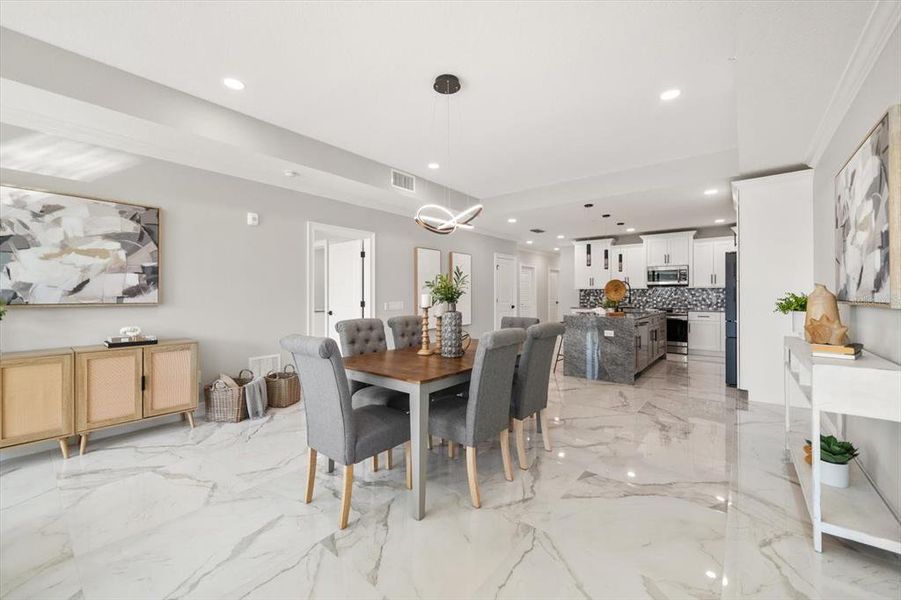 Furnished interior view inside a new home in , Clearwater Beach (Image 11).