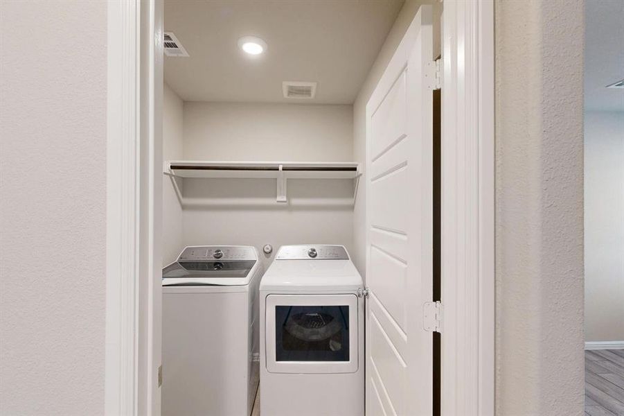 Image 36 of a home in Forest Park. Image 36 of a home in Forest Park.