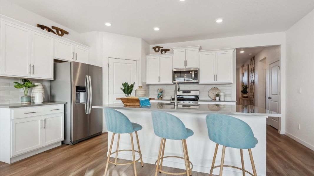 Furnished interior view inside a new home in Silver Peaks, Lochbuie (Image 7). Furnished interior view inside a new home in Silver Peaks, Lochbuie (Image 7).