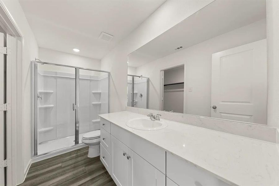 Furnished interior view inside a new home in Meadow Park, Melissa (Image 11).