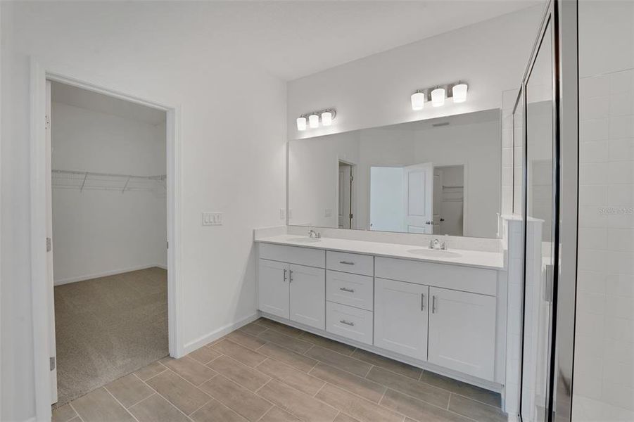 Furnished interior view inside a new home in Willowbrook North, Winter Haven (Image 6).