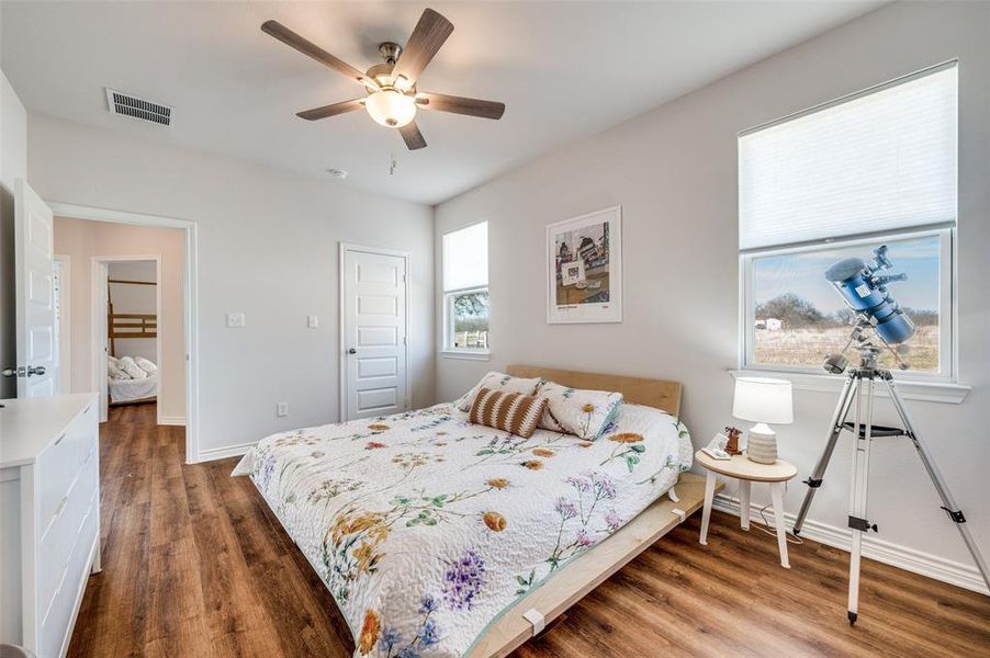 Furnished interior view inside a new home in , Gunter (Image 17).