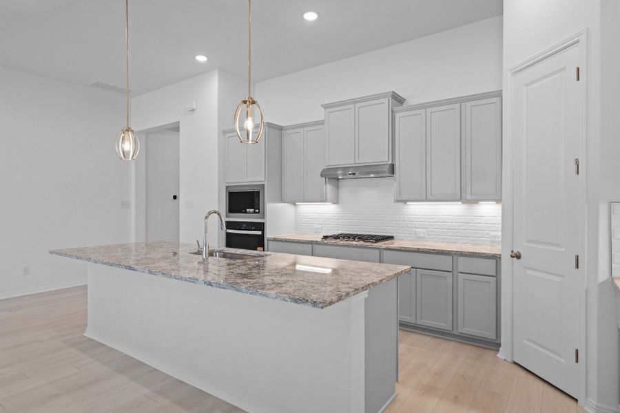 4br New Home in Lago Vista, TX.  - Slide 14