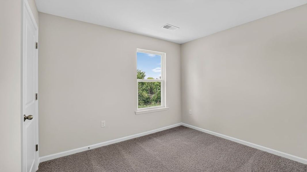 Spacious, unfurnished interior of a new home in Baxter Village, Boiling Springs (Image 29).
