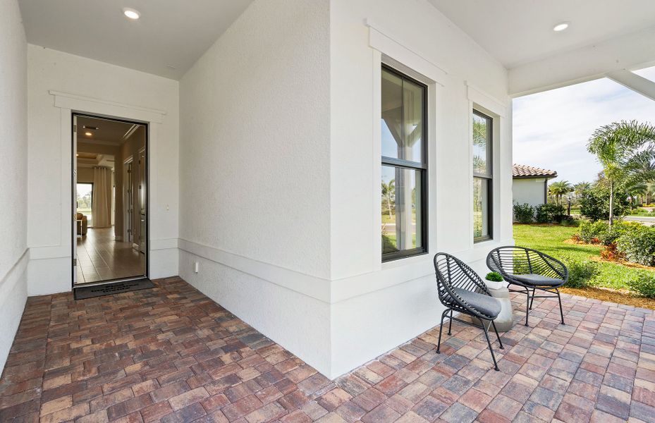 Representative unfurnished interior of a home built from the Prestige by Del Webb in Del Webb Tradition, Port St. Lucie (Image 21).