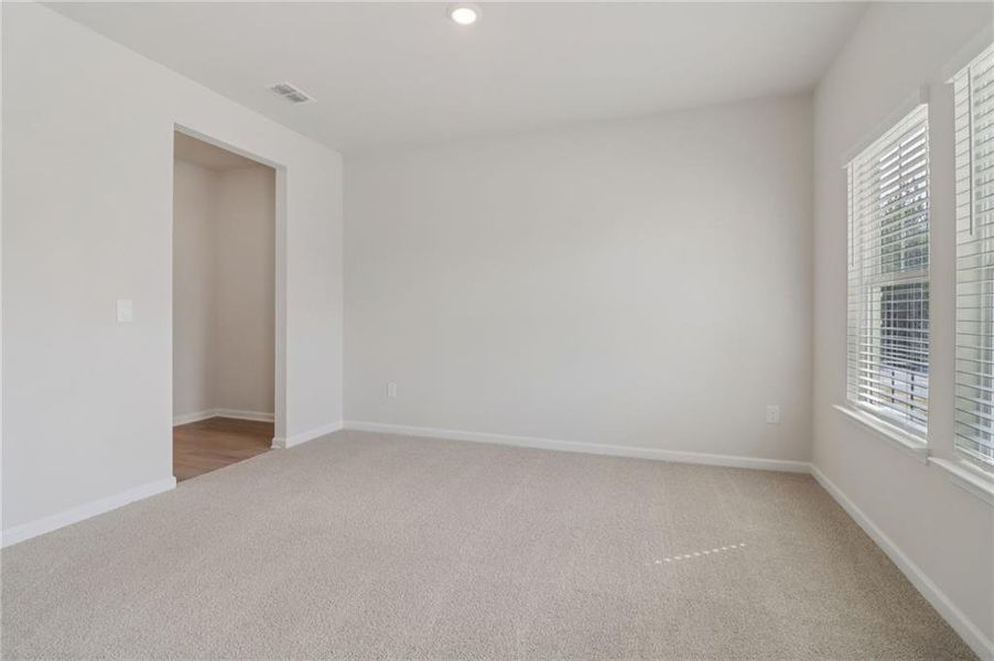 Spacious, unfurnished interior of a new home in Harmony Manor, Fairburn (Image 58).