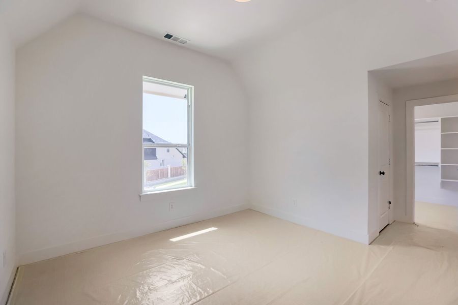 791 Falls - Bedroom