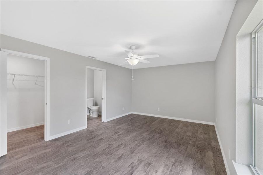 Spacious, unfurnished interior of a new home in , Port Charlotte (Image 9). Spacious, unfurnished interior of a new home in , Port Charlotte (Image 9).