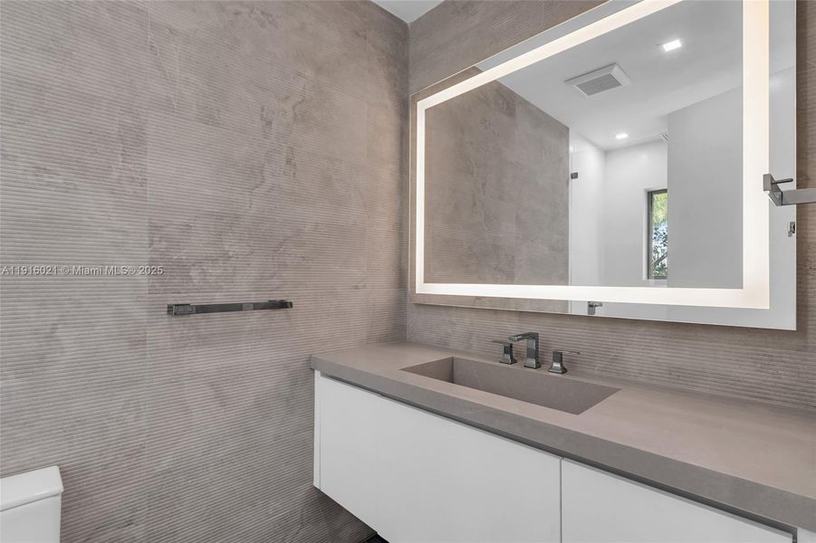 Furnished interior view inside a new home in , Miami (Image 9).