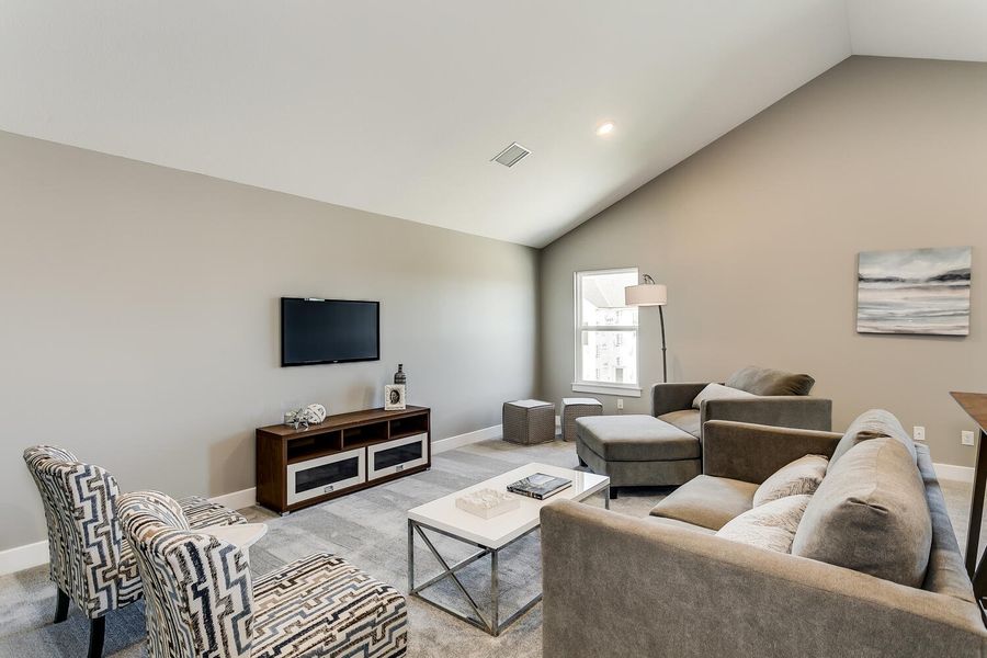 Representative furnished interior of a home built from the Redwood by Perfection Builders in Heritage Commons, Andover (Image 8).