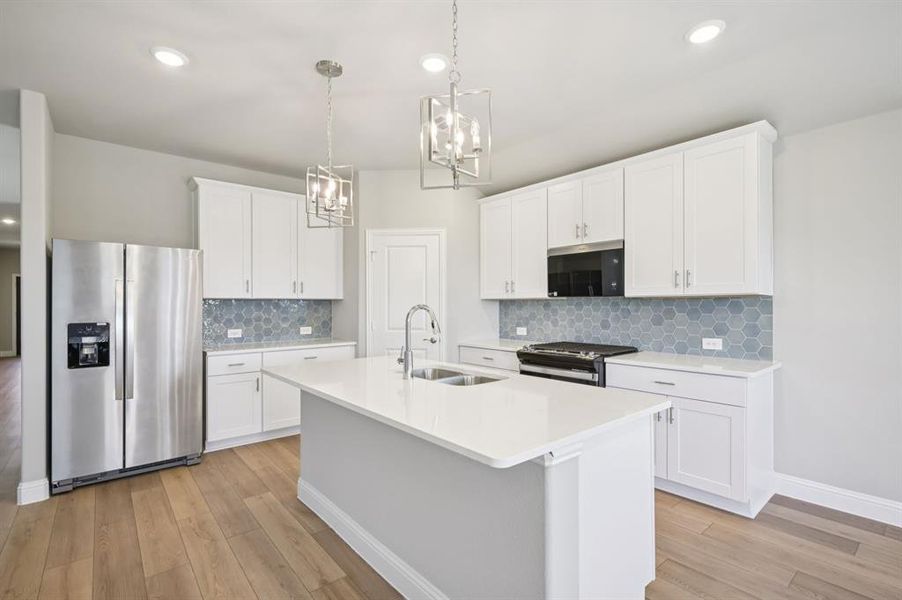 Photo is not of the actual home, but is an inspirational photo of builder’s model home and may depict options, furnishings, and/or decorator features that are not included. Photo is not of the actual home, but is an inspirational photo of builder’s model home and may depict options, furnishings, and/or decorator features that are not included.