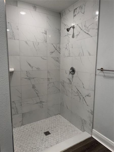 Furnished interior view inside a new home in , Ocala (Image 12).