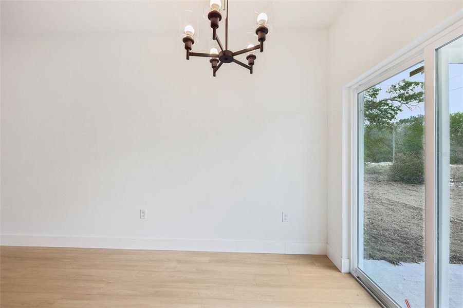 Spacious, unfurnished interior of a new home in , Ocklawaha (Image 25).
