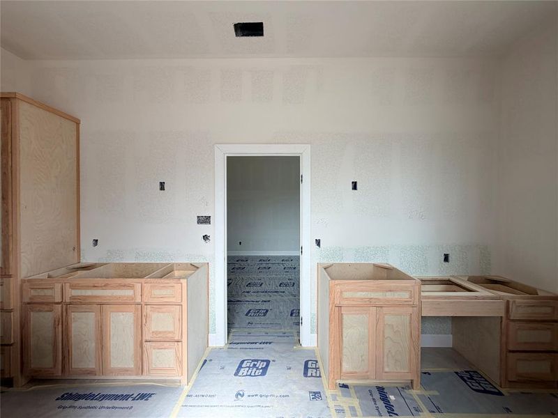 In-progress construction of a new home in Oak Water Ranch, Granbury, TX (Image 18). In-progress construction of a new home in Oak Water Ranch, Granbury, TX (Image 18).