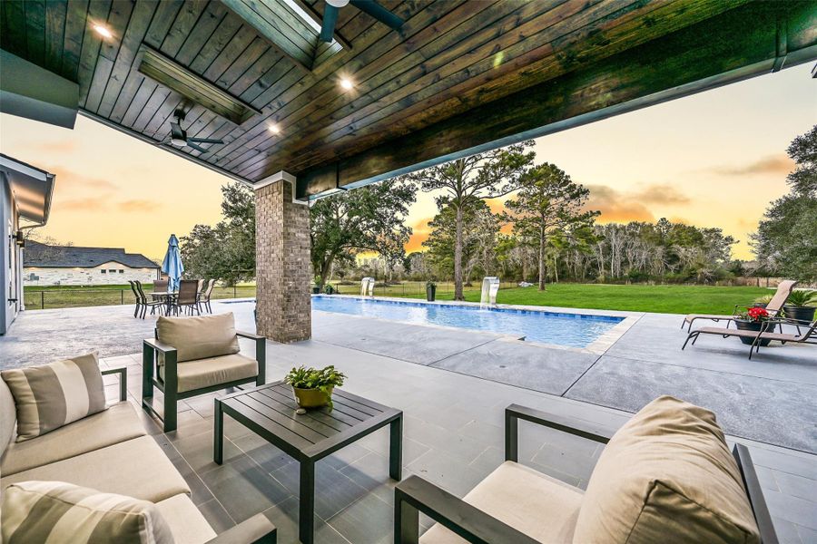 Exterior details and patio area of a home in , Manvel (Image 22).