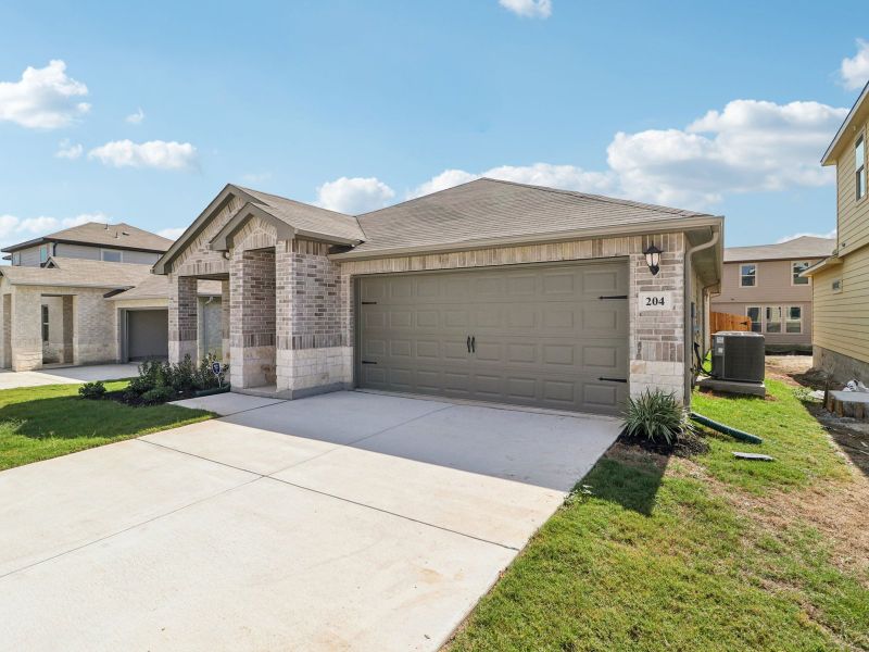 Front exterior of the Callaghan floorplan at a Meritage Homes community.