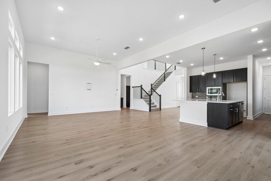 Spacious, unfurnished interior of a new home in Freedom at Anthem, Kyle (Image 14).