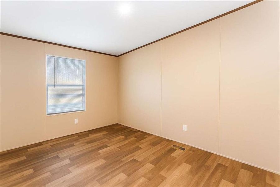 Spacious, unfurnished interior of a new home in , Ellijay (Image 38).