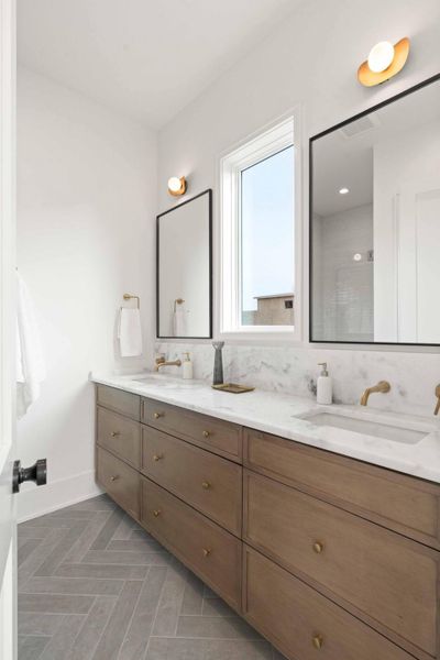 Furnished interior view inside a new home in , Charleston (Image 6).