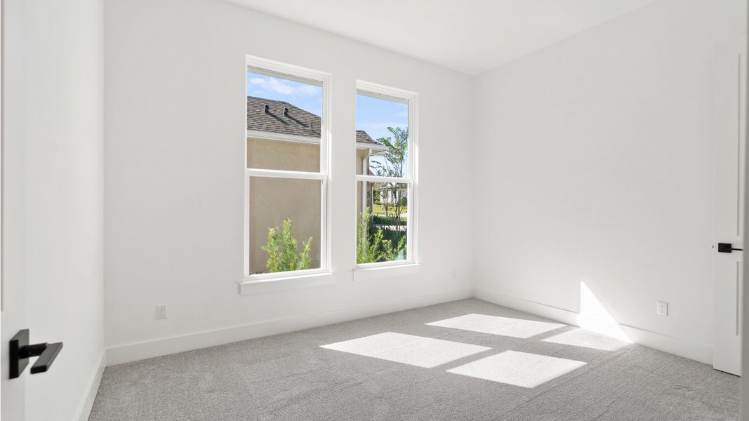 Representative unfurnished interior of a home built from the 2697F by Perry Homes in Southern Hills, Brooksville (Image 20).