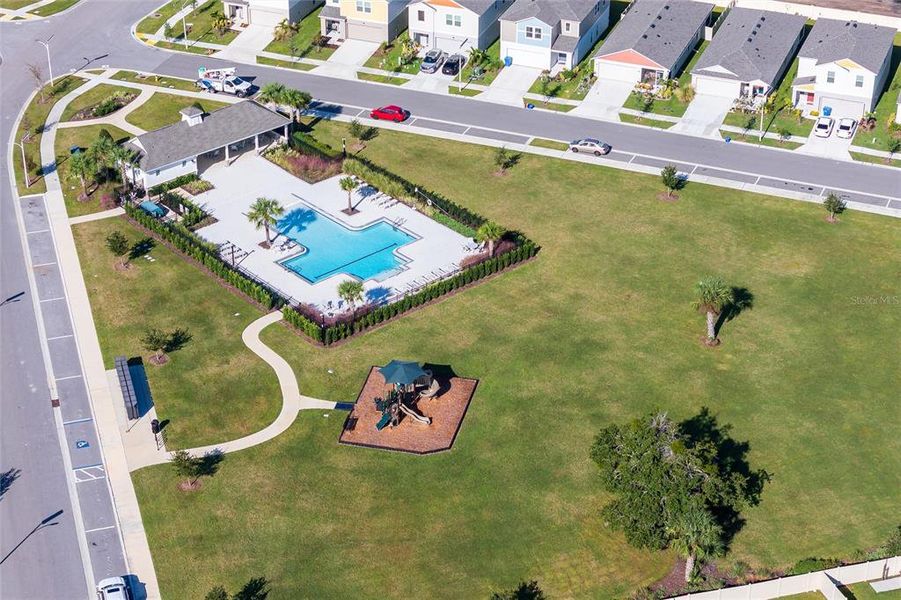 Image 30 of a home in Pasadena Point. Image 30 of a home in Pasadena Point.