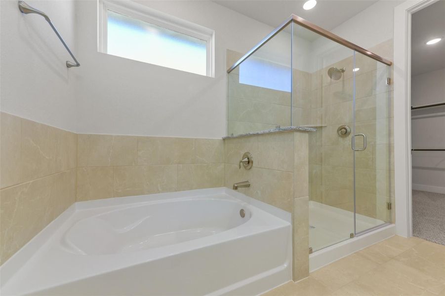 Furnished interior view inside a new home in Lago Mar, La Marque (Image 13).